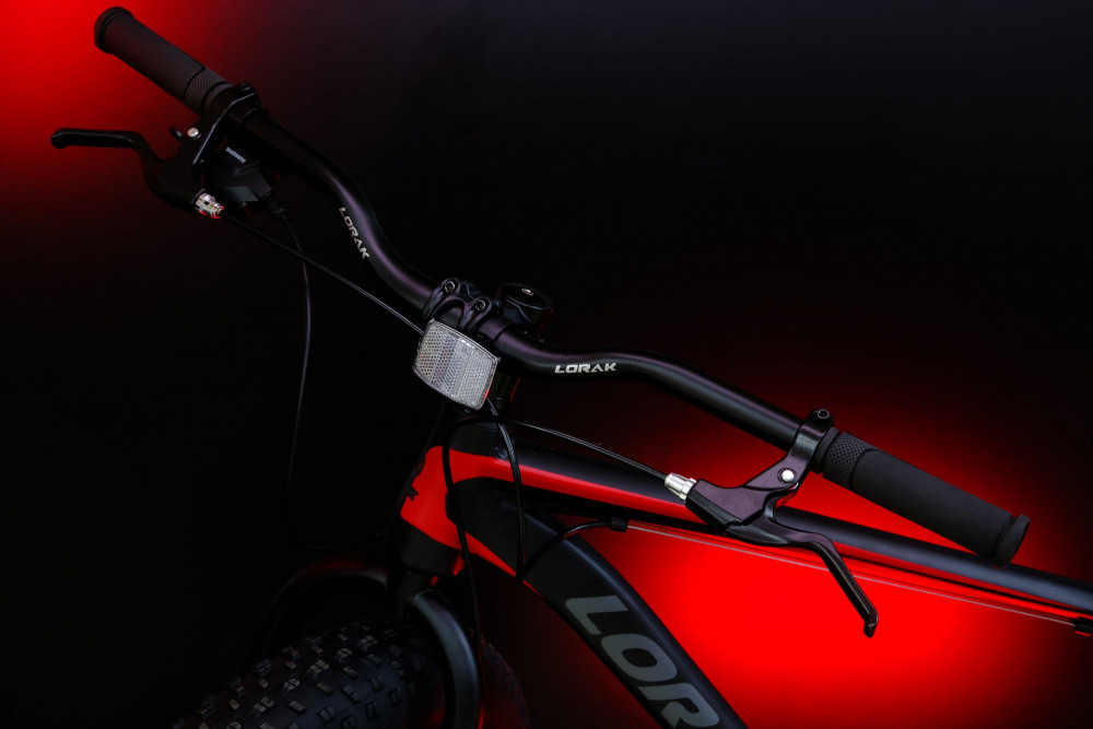 LORAK FAT Safe 26 Матовый Чёрный/Красный рама 19 (на рост 171-182)