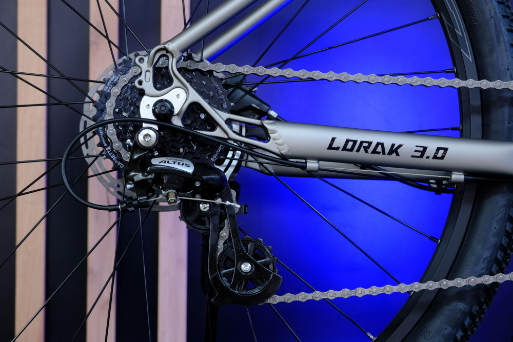 LORAK 3.0 8 sp Матовый Чёрный/Серый рама 19 (на рост 171-182)